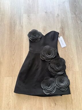 helsi gia black 3d floral qpplique strapless sweetheart flare mini dress size XS